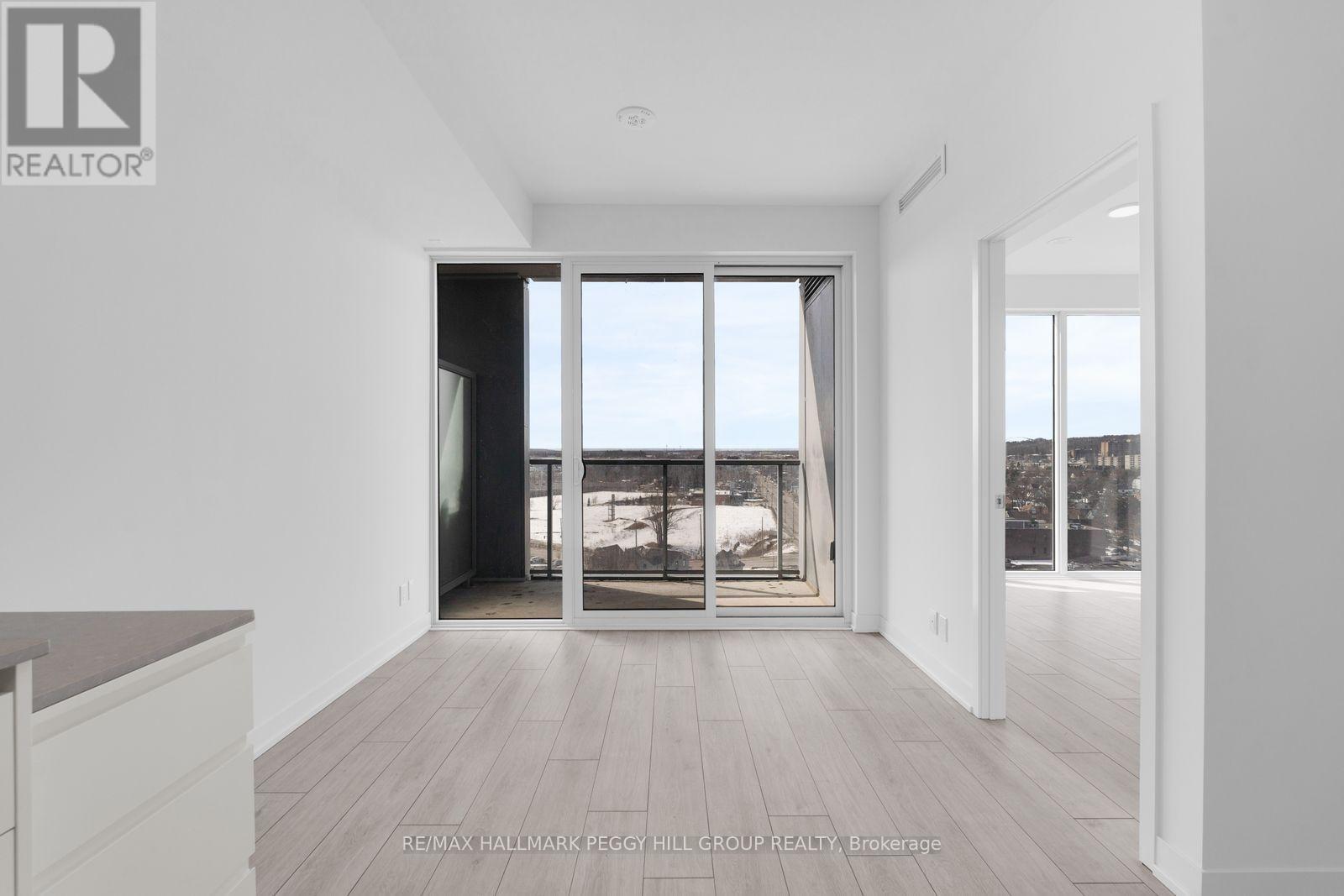 1201 - 39 Mary Street, Barrie, Ontario  L4N 1S9 - Photo 4 - S12875602