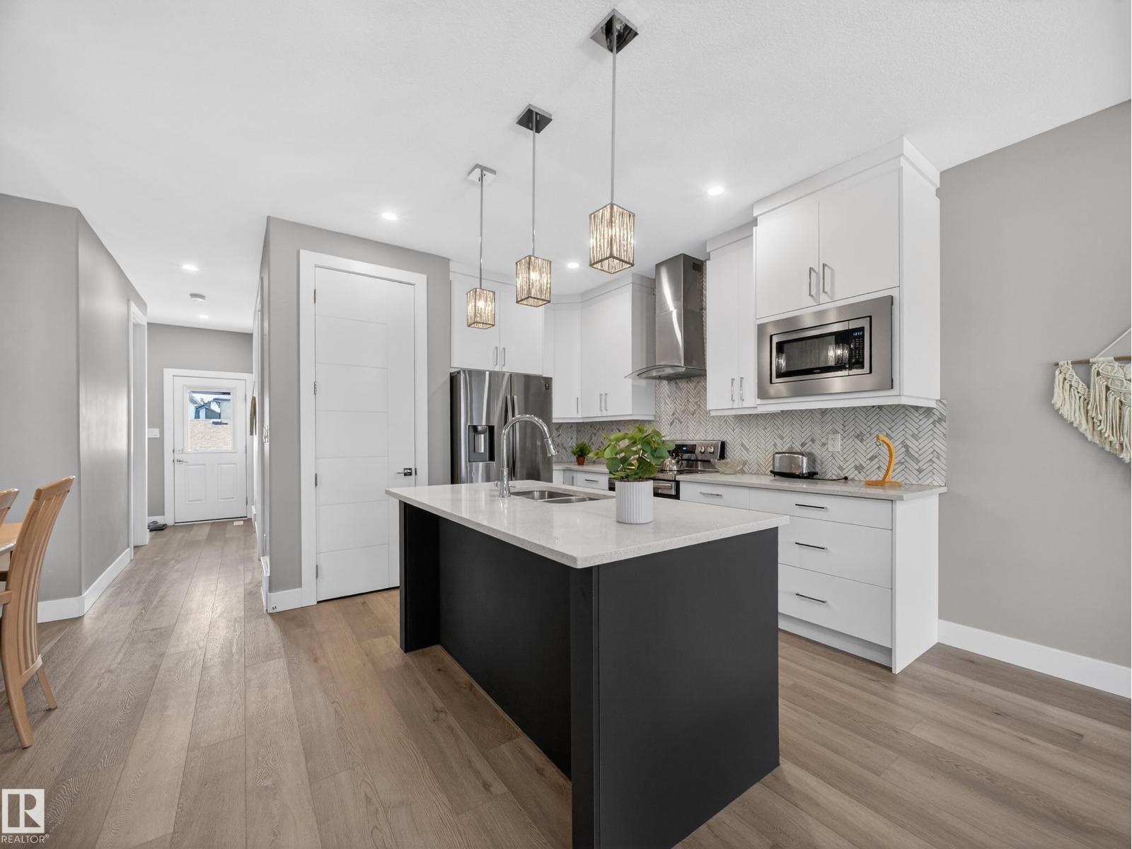 9358 Pear Link Li Sw, Edmonton, Alberta  T6X 2V9 - Photo 4 - E4477036