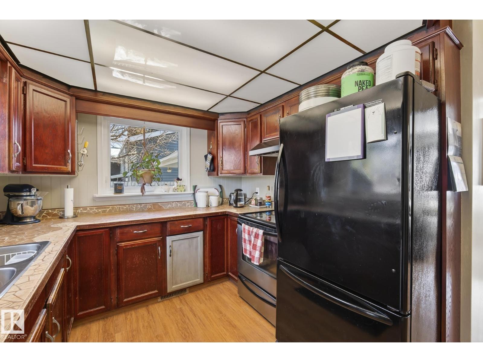 951 Birch Av, Sherwood Park, Alberta  T8A 1X6 - Photo 11 - E4477038