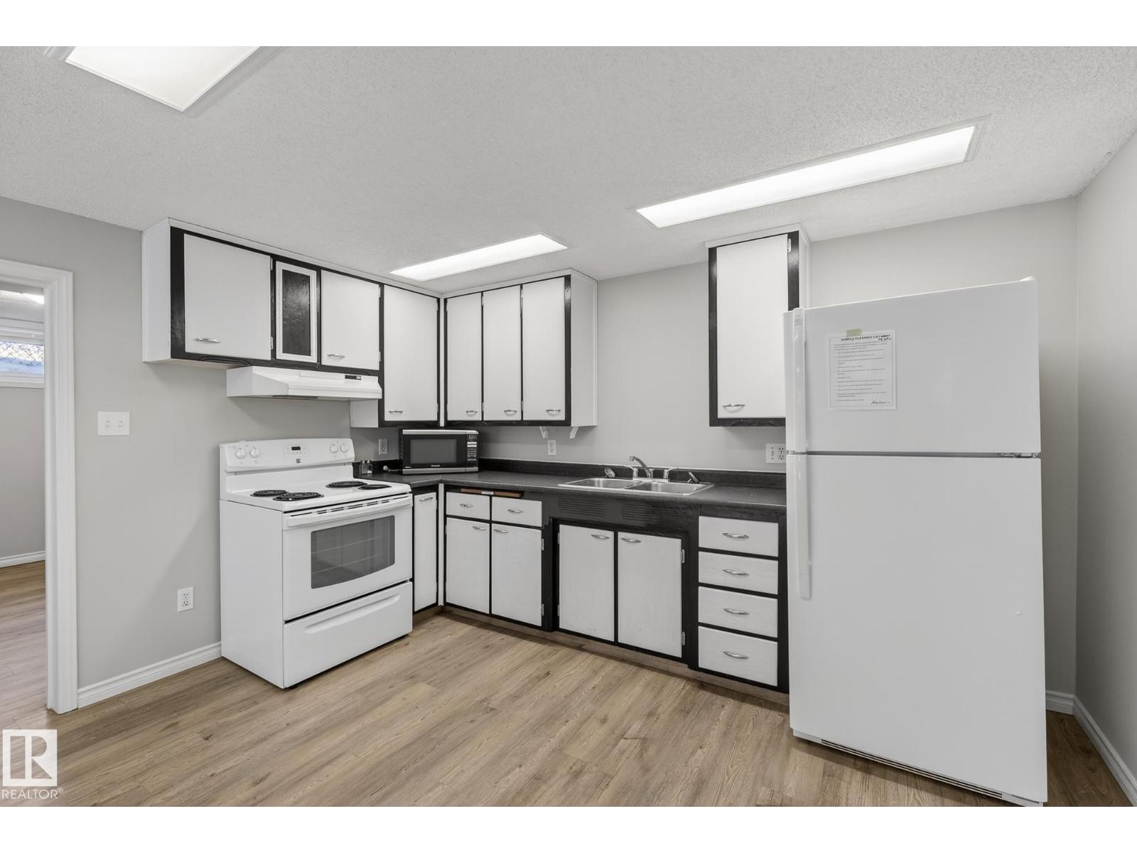 951 Birch Av, Sherwood Park, Alberta  T8A 1X6 - Photo 23 - E4477038