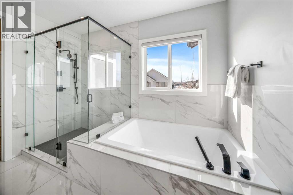 27 West Grove Place Sw, Calgary, Alberta  T3H 1Z4 - Photo 39 - A2292466