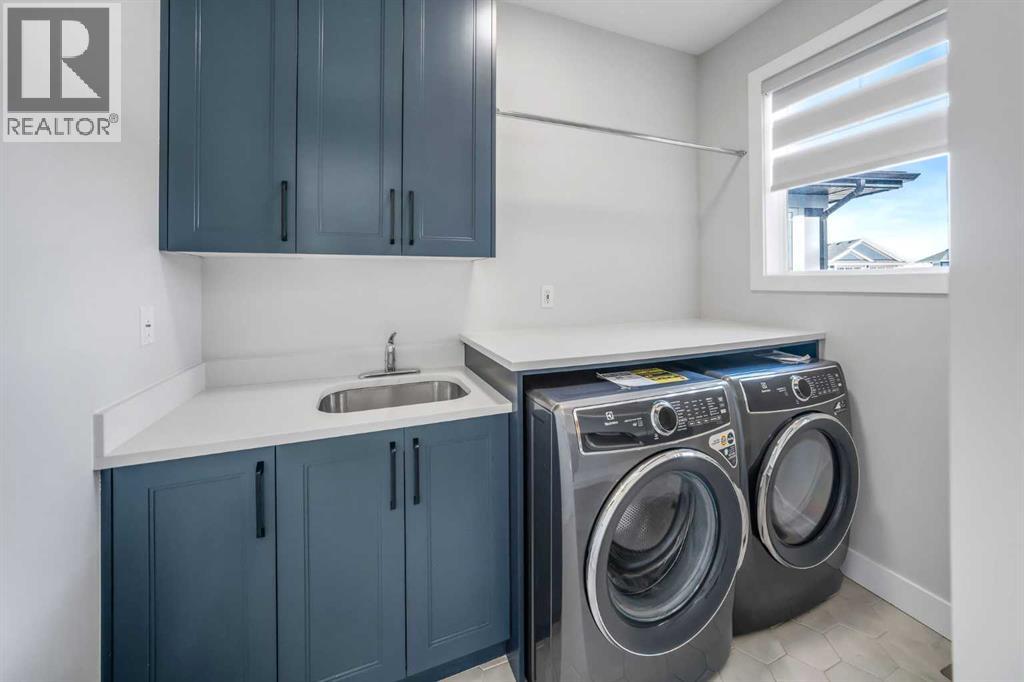 27 West Grove Place Sw, Calgary, Alberta  T3H 1Z4 - Photo 32 - A2292466