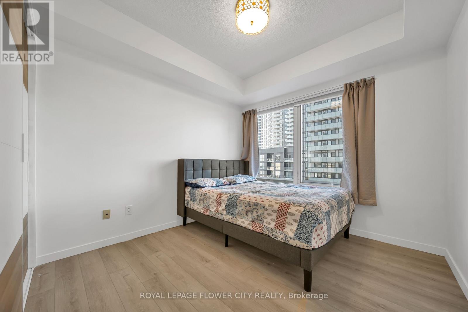 909 - 385 Prince Of Wales Drive W, Mississauga (City Centre), Ontario  L5B 0C6 - Photo 27 - W12866628