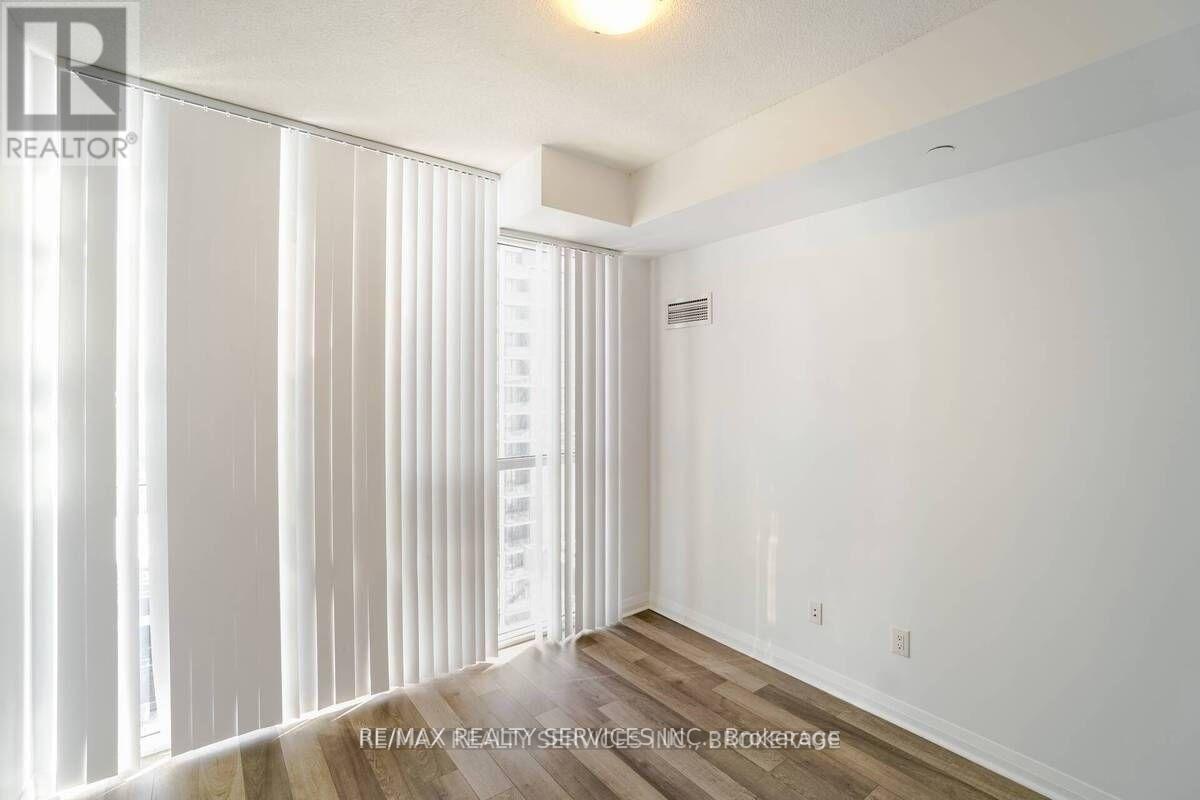 1105 - 5025 Four Springs Avenue, Mississauga (Hurontario), Ontario  L5R 0G5 - Photo 15 - W12875484