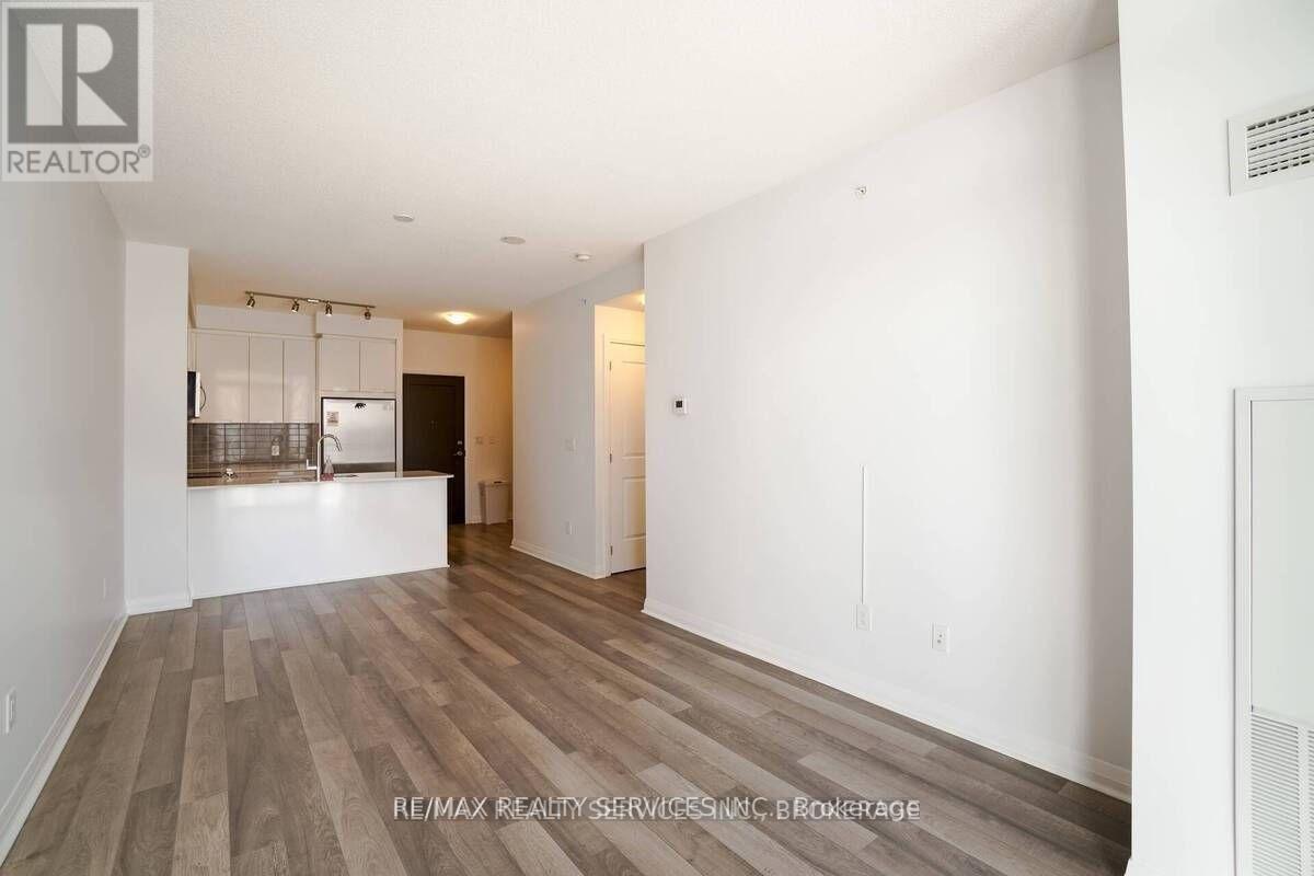 1105 - 5025 Four Springs Avenue, Mississauga (Hurontario), Ontario  L5R 0G5 - Photo 7 - W12875484