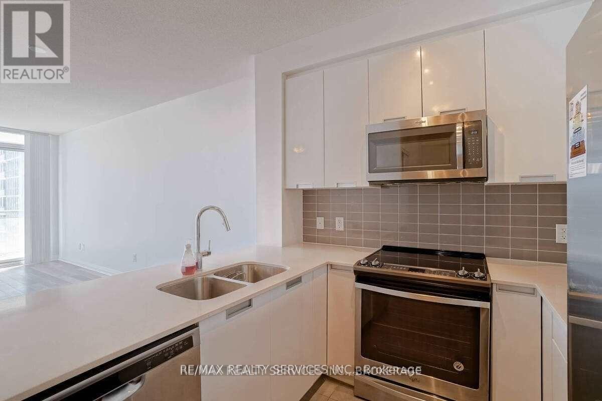 1105 - 5025 Four Springs Avenue, Mississauga (Hurontario), Ontario  L5R 0G5 - Photo 9 - W12875484