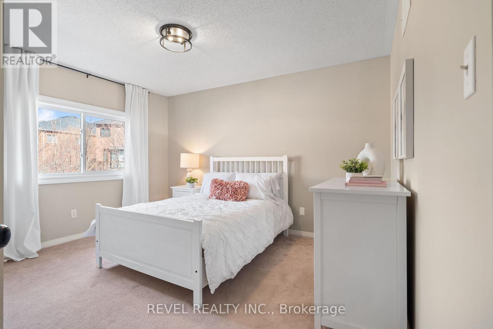 5417 Blue Spruce Avenue, Burlington (Orchard), Ontario  L7L 7C5 - Photo 29 - W12875512