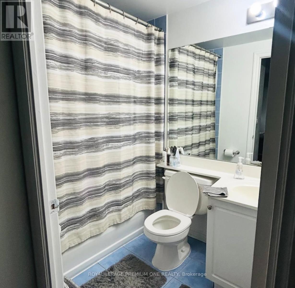 2607 - 220 Burnhamthorpe Road, Mississauga (City Centre), Ontario  L5B 4N4 - Photo 8 - W12875532