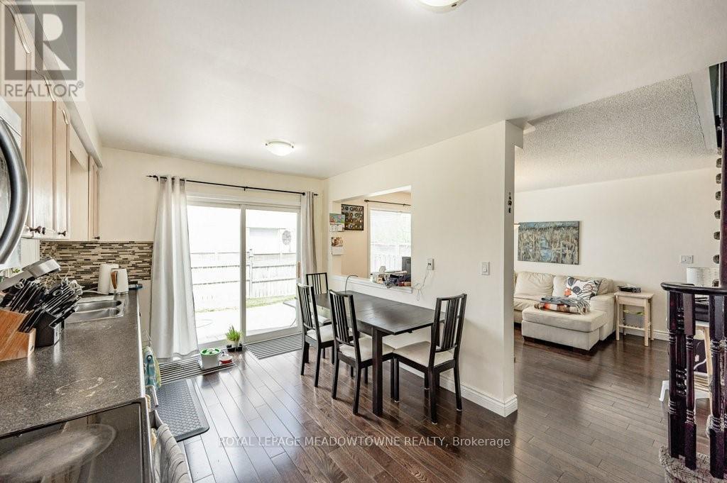 381 Baverstock Crescent, Milton (Cl Clarke), Ontario  L9T 5L2 - Photo 13 - W12875542