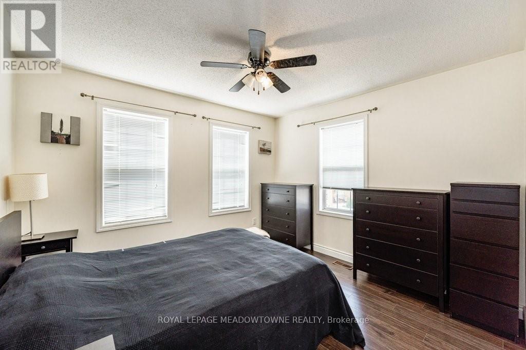 381 Baverstock Crescent, Milton (Cl Clarke), Ontario  L9T 5L2 - Photo 25 - W12875542