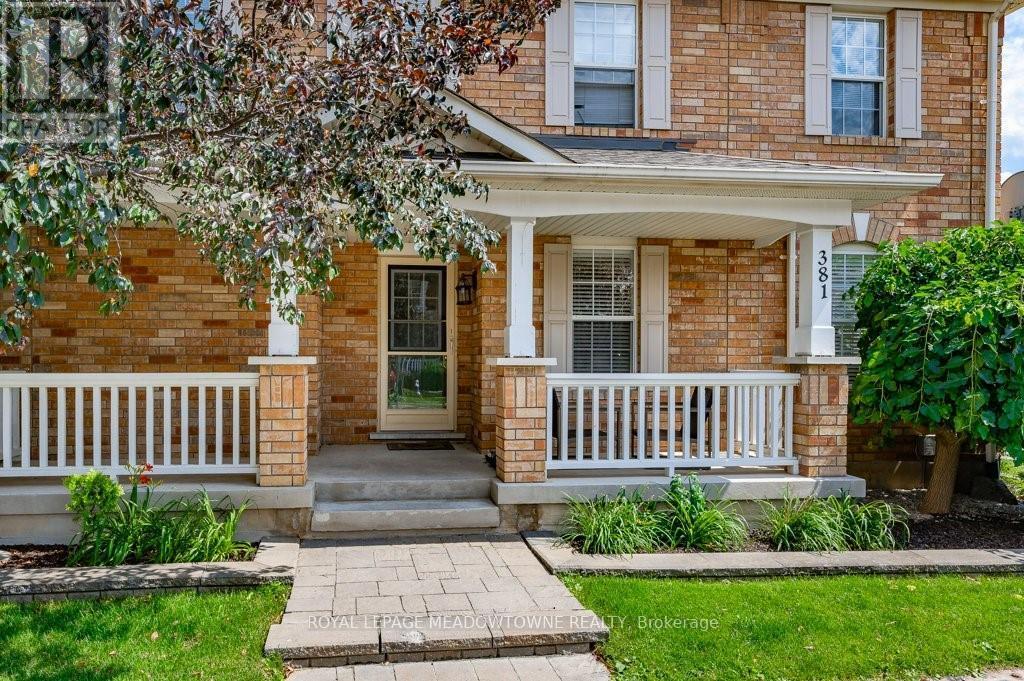 381 Baverstock Crescent, Milton (Cl Clarke), Ontario  L9T 5L2 - Photo 4 - W12875542
