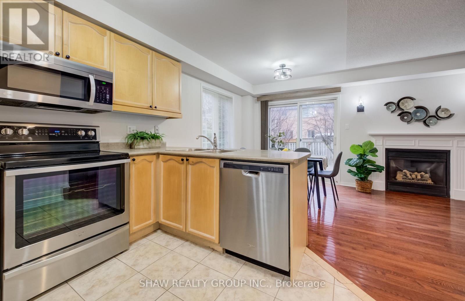 2058 Glenhampton Road, Oakville (Wm Westmount), Ontario  L6M 3T9 - Photo 10 - W12875554