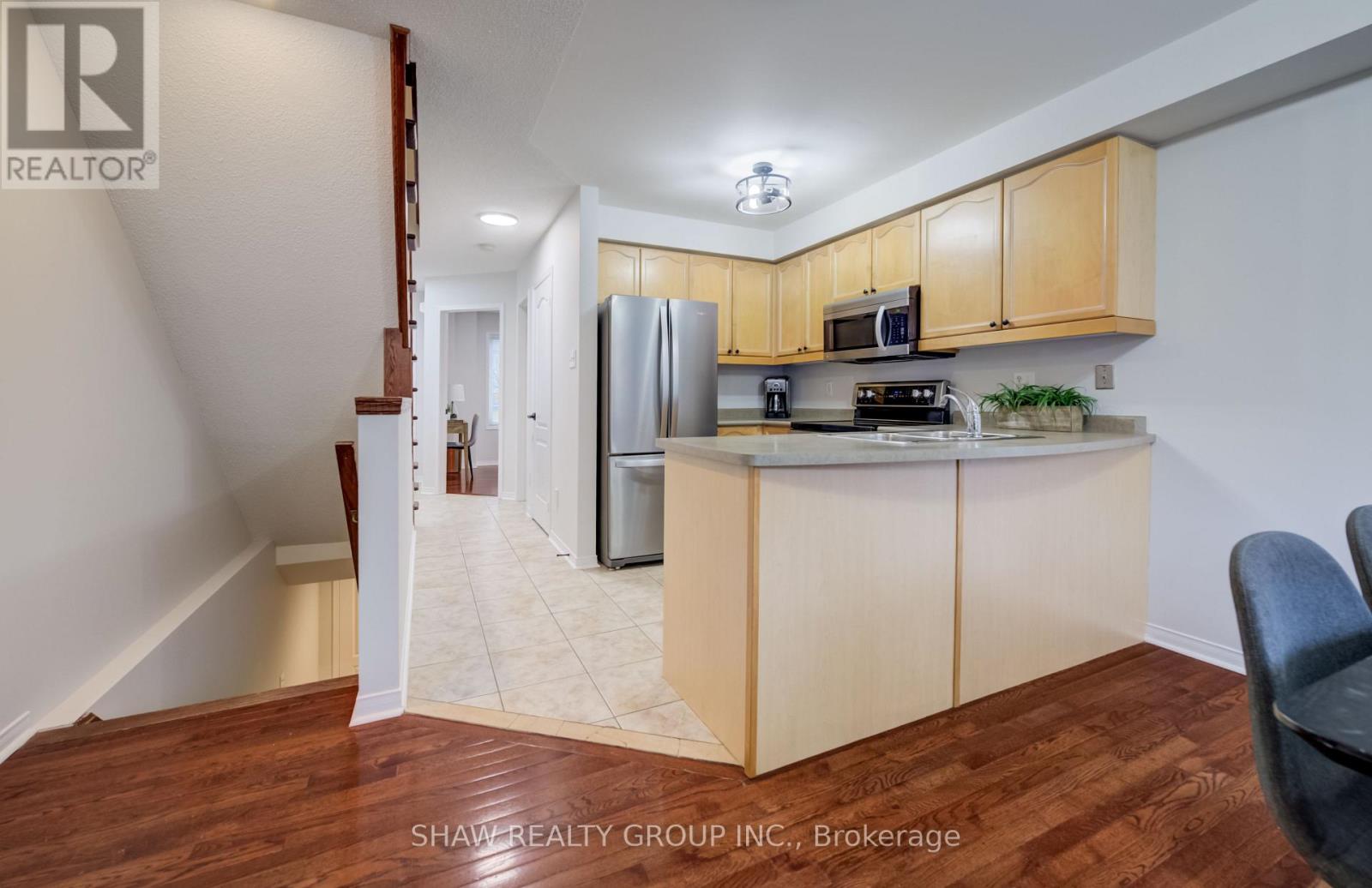 2058 Glenhampton Road, Oakville (Wm Westmount), Ontario  L6M 3T9 - Photo 13 - W12875554