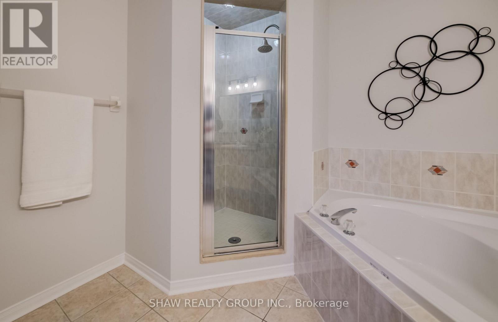 2058 Glenhampton Road, Oakville (Wm Westmount), Ontario  L6M 3T9 - Photo 25 - W12875554