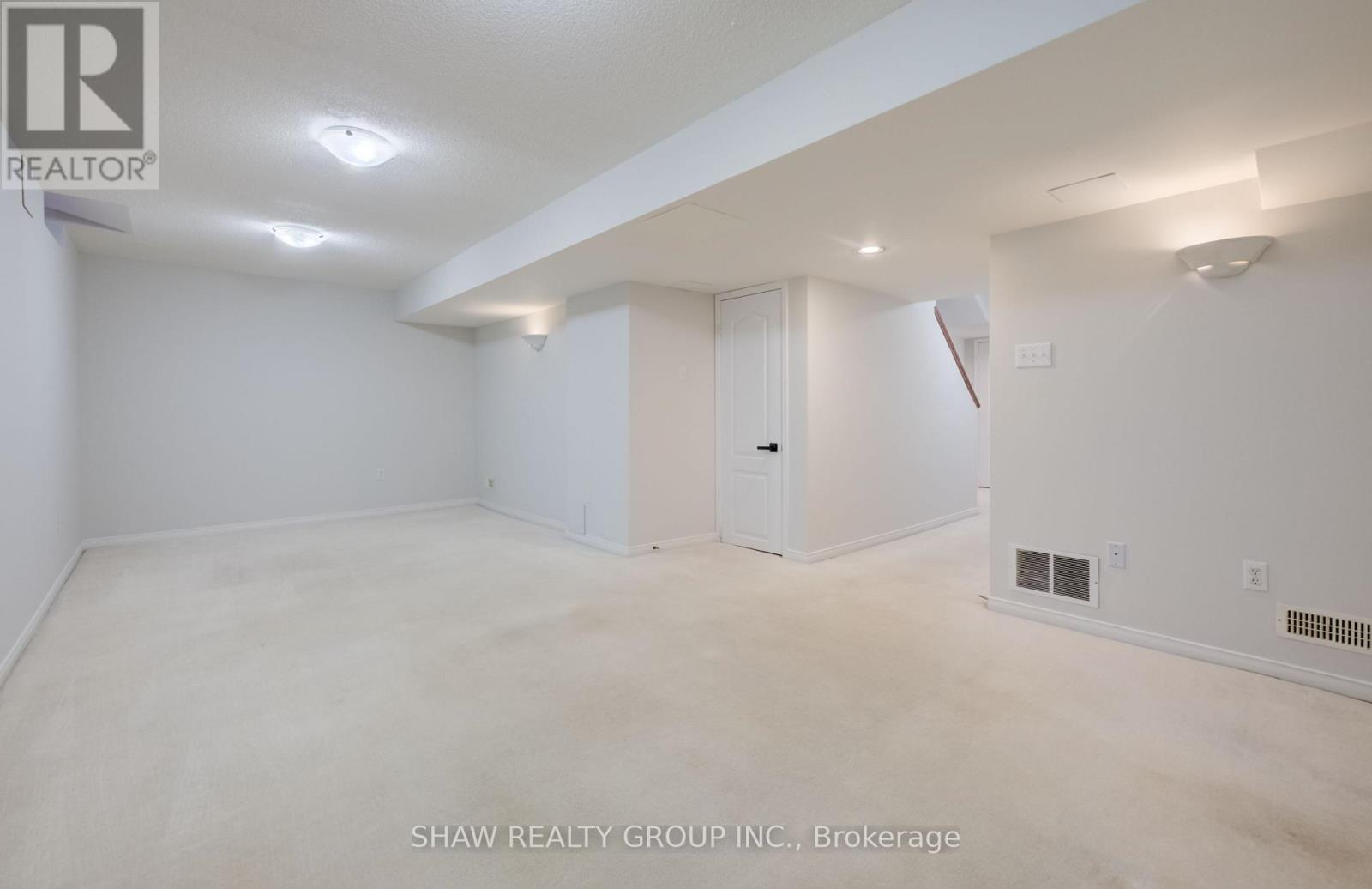 2058 Glenhampton Road, Oakville (Wm Westmount), Ontario  L6M 3T9 - Photo 31 - W12875554