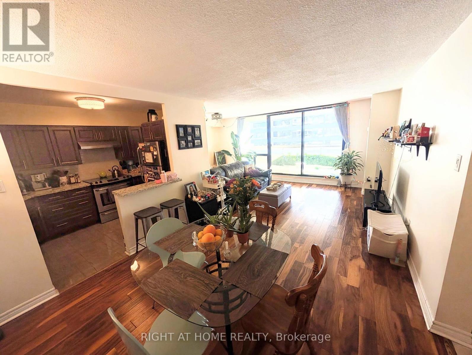 607 - 80 Quebec Avenue, Toronto (High Park North), Ontario  M6P 4B7 - Photo 5 - W12875566