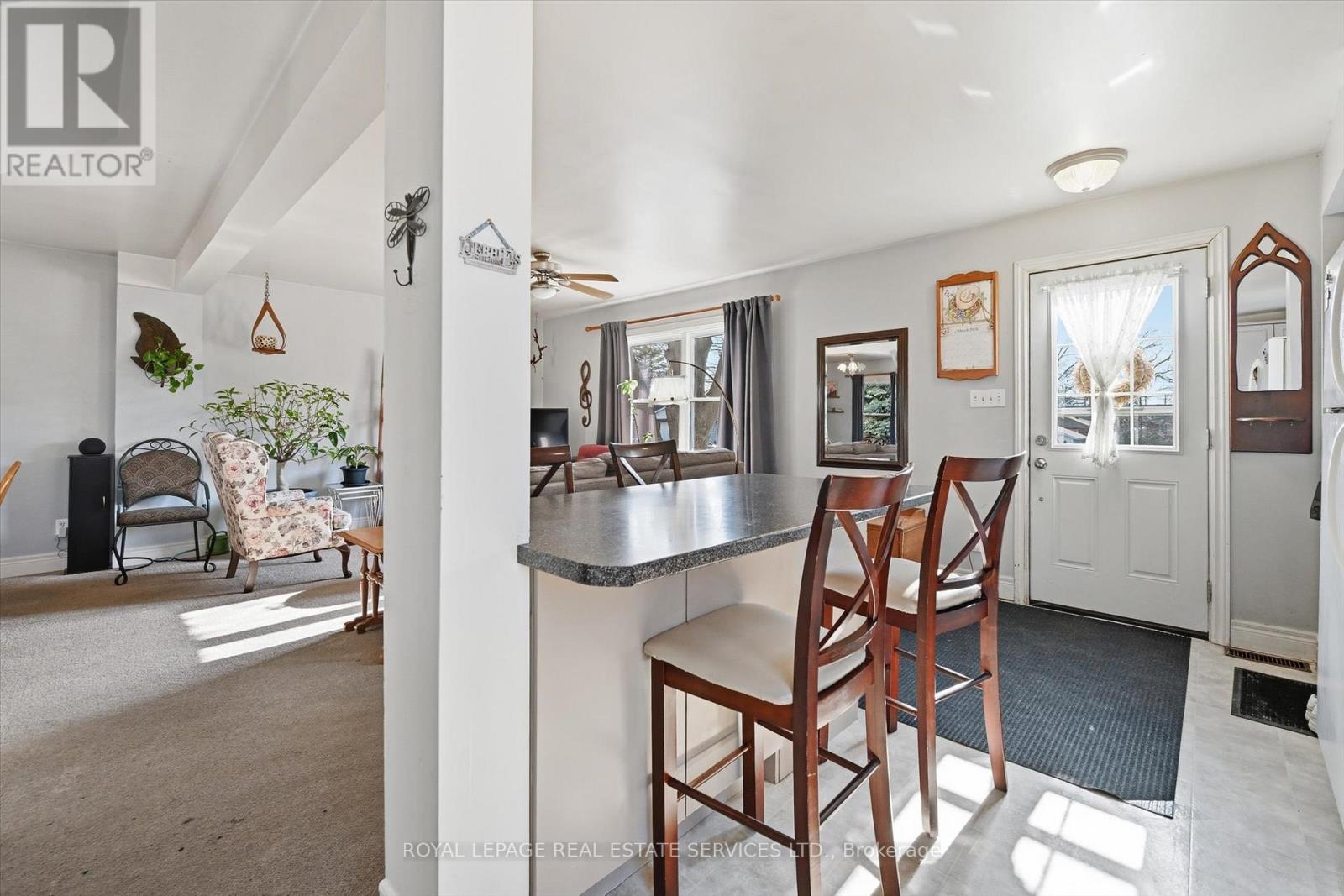 151 Westside Drive, Oakville (Co Central), Ontario  L6K 1P2 - Photo 10 - W12875570