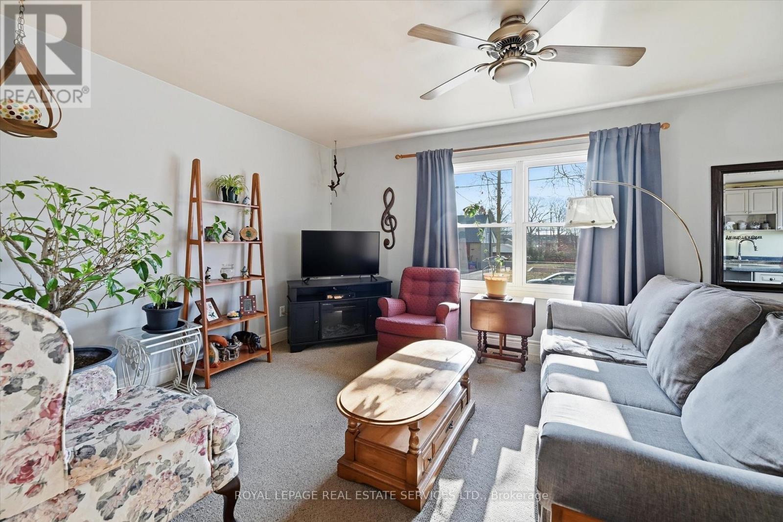 151 Westside Drive, Oakville (Co Central), Ontario  L6K 1P2 - Photo 13 - W12875570