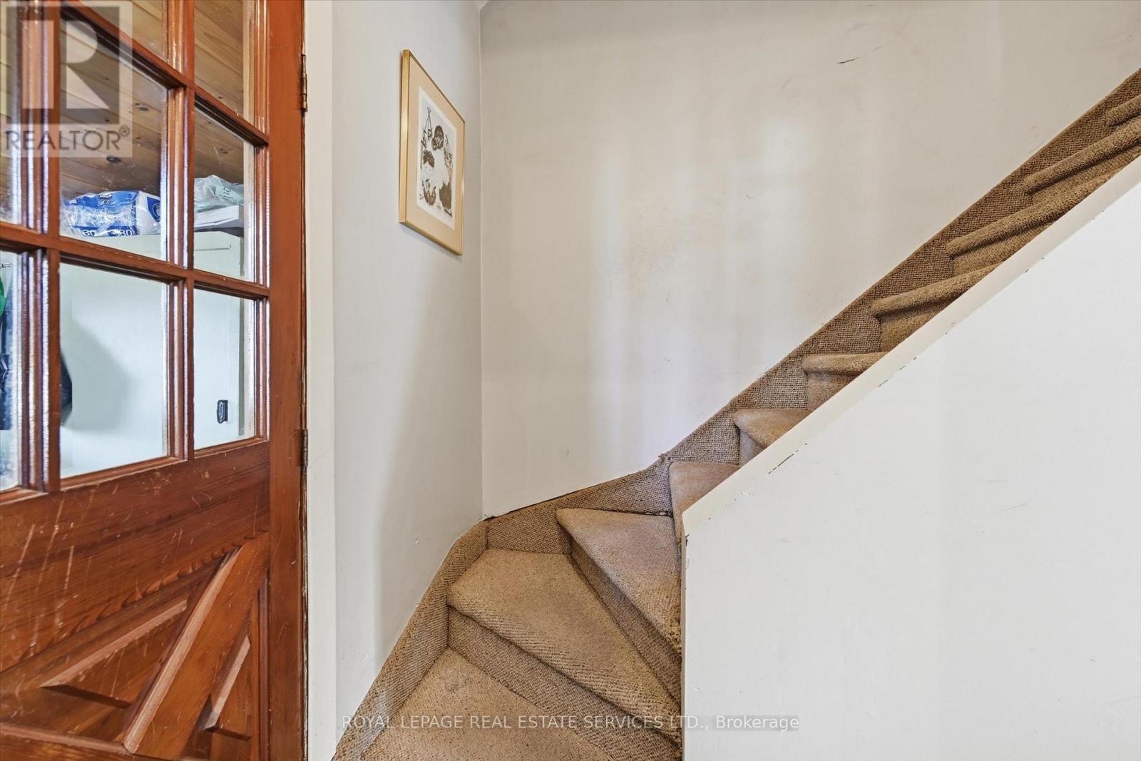 151 Westside Drive, Oakville (Co Central), Ontario  L6K 1P2 - Photo 21 - W12875570