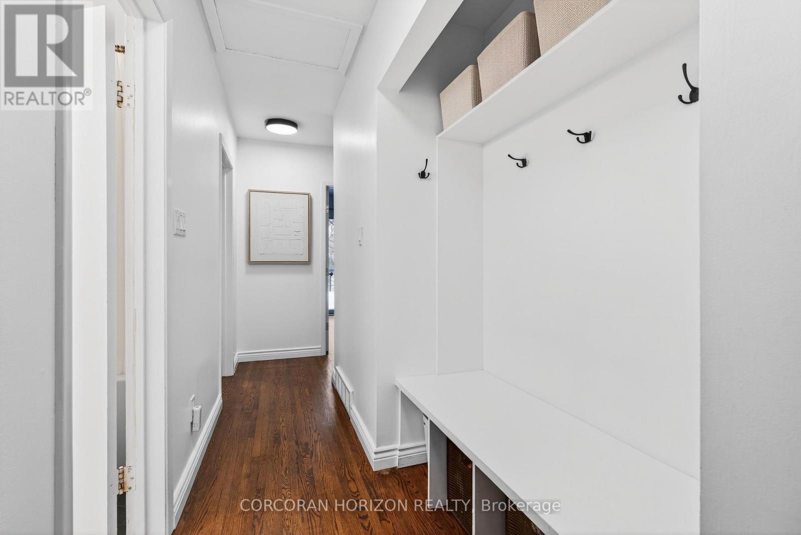 1260 Elgin Crescent, Oakville (Fa Falgarwood), Ontario  L6H 2J7 - Photo 13 - W12875592