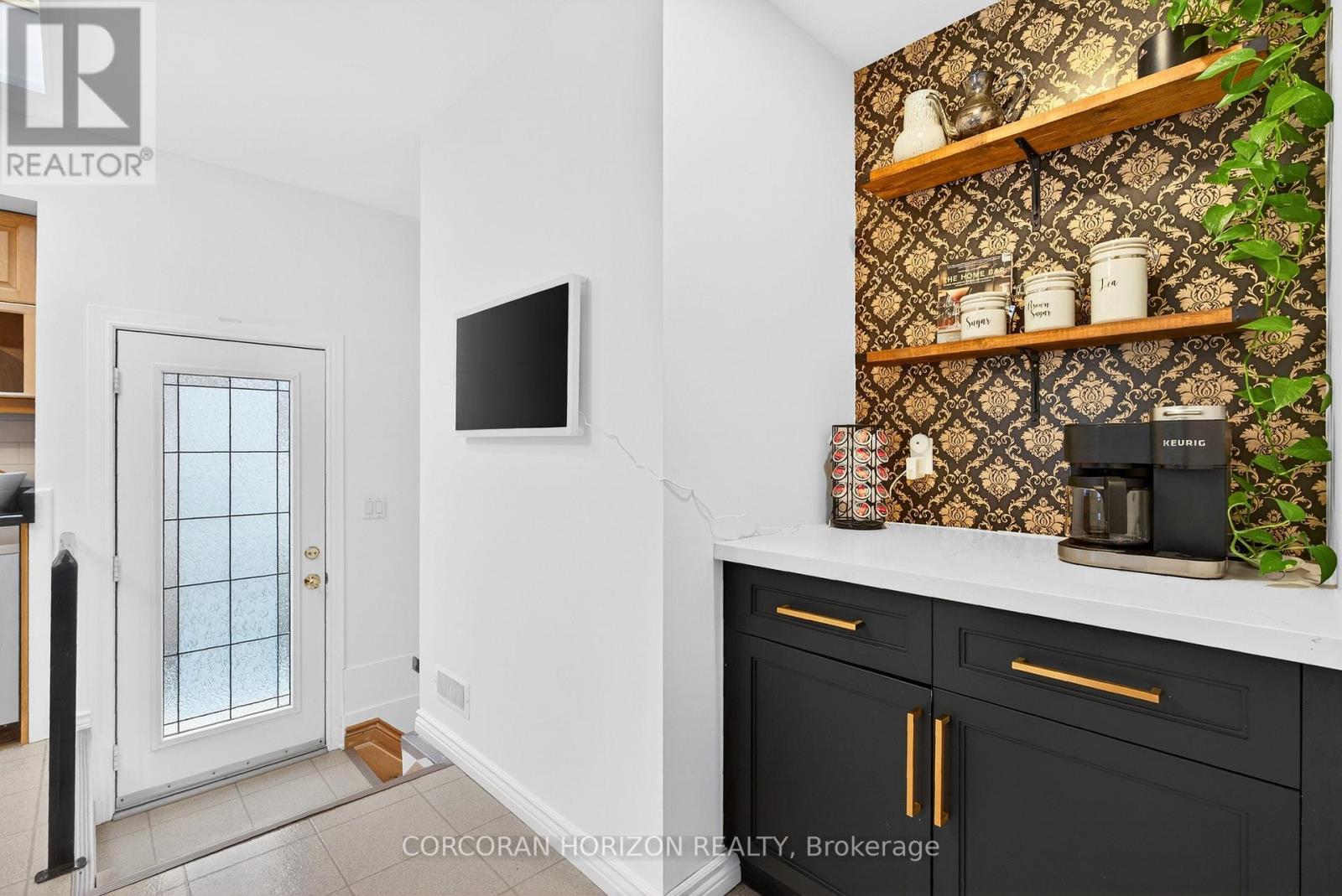 1260 Elgin Crescent, Oakville (Fa Falgarwood), Ontario  L6H 2J7 - Photo 23 - W12875592