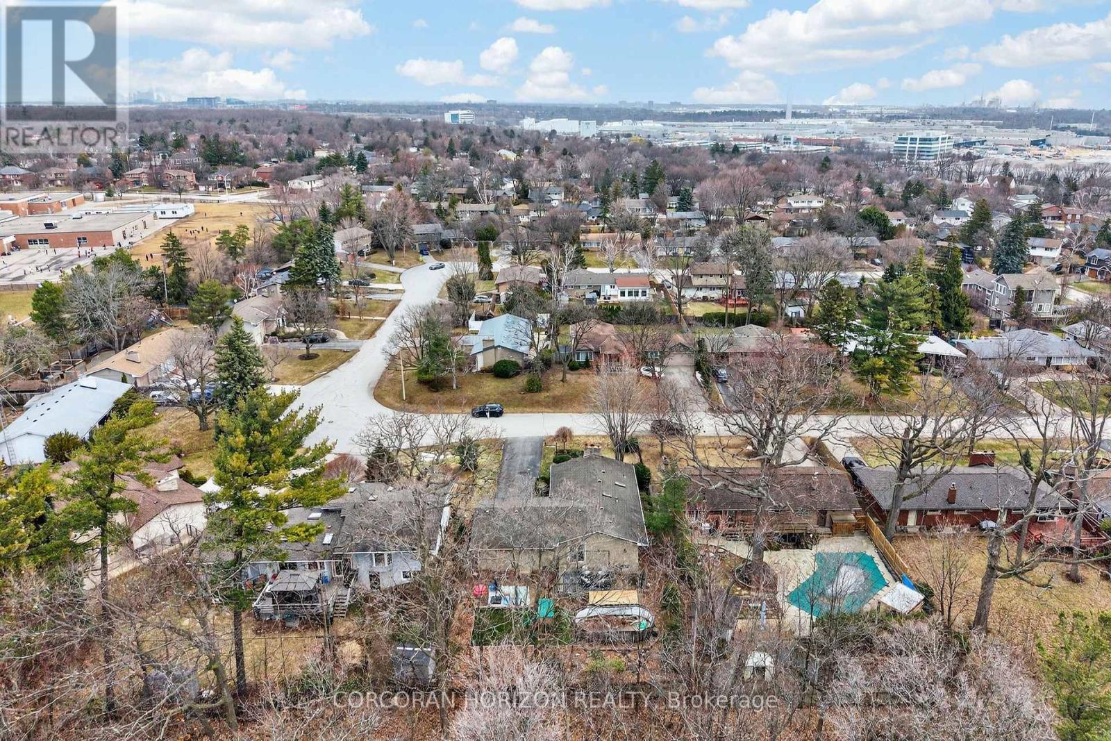 1260 Elgin Crescent, Oakville (Fa Falgarwood), Ontario  L6H 2J7 - Photo 39 - W12875592