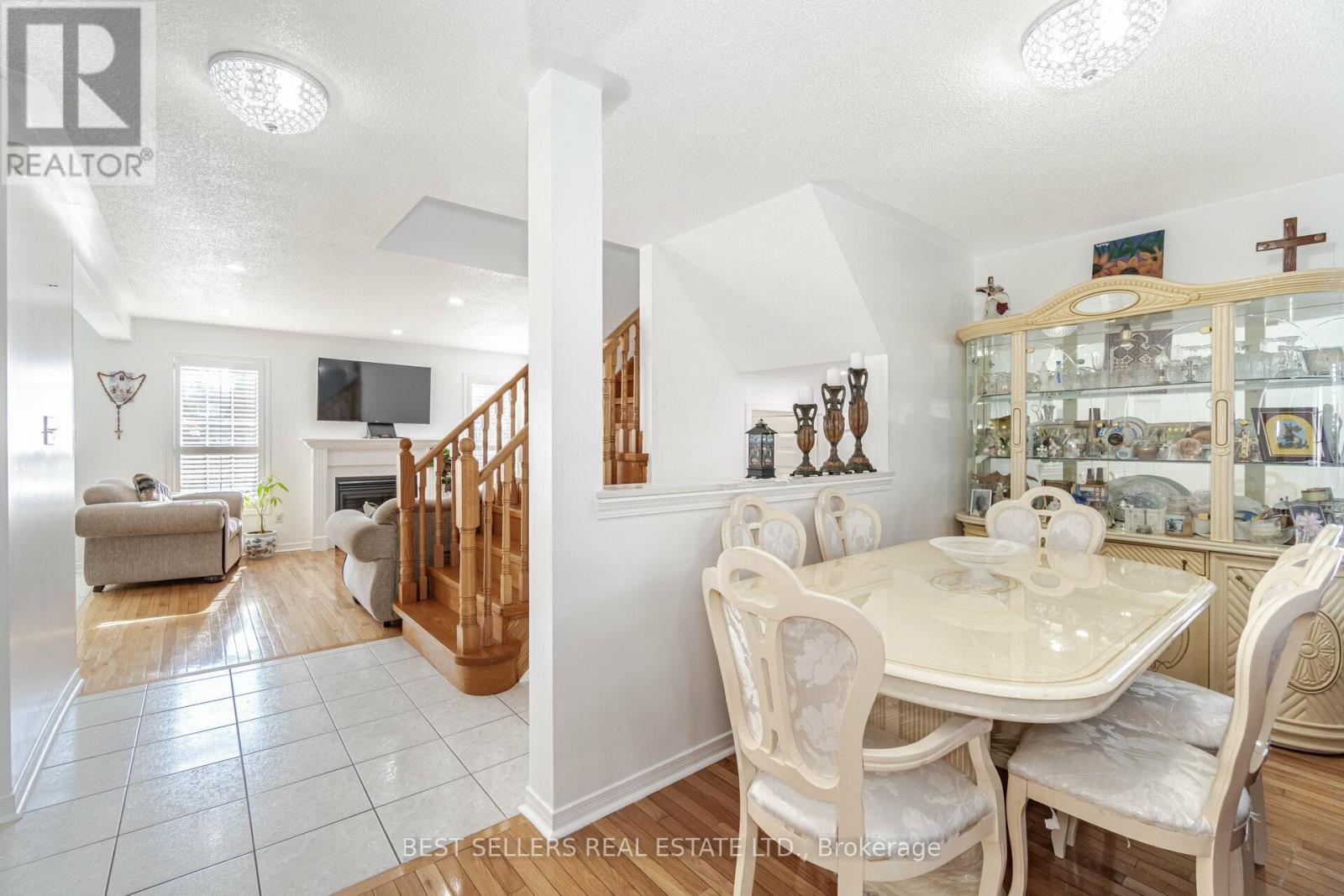 4 Beresford Crescent, Brampton (Bram East), Ontario  L6P 2M3 - Photo 8 - W12875594