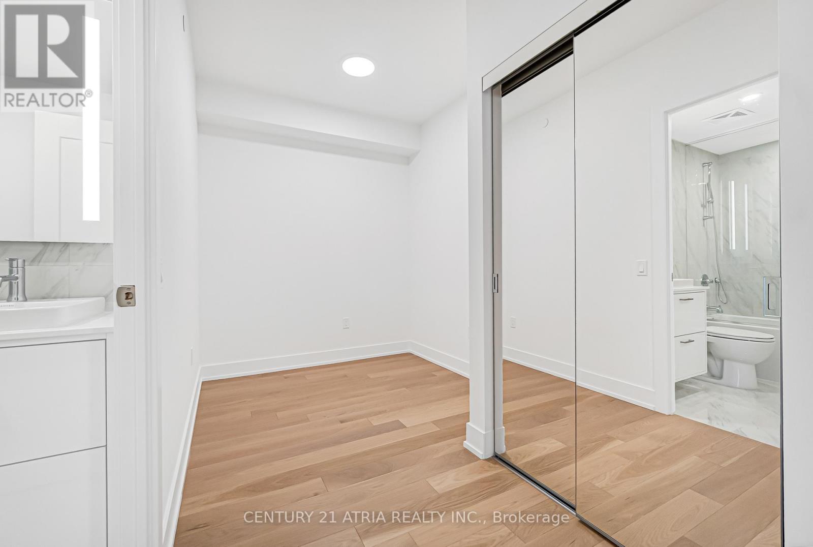 418 - 858 Dupont Street, Toronto (Dovercourt-Wallace Emerson-Junction), Ontario  M6G 0C1 - Photo 7 - W12875658