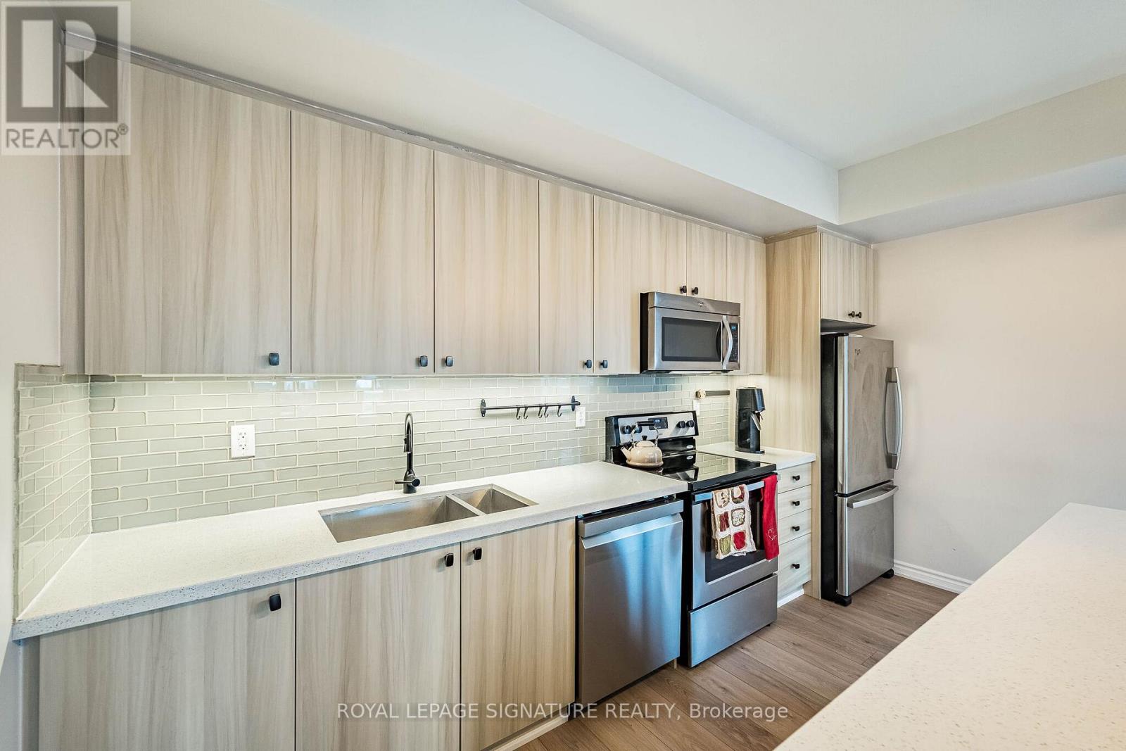 27 - 120 Twenty Fourth Street, Toronto (Long Branch), Ontario  M8V 0B9 - Photo 19 - W12875754