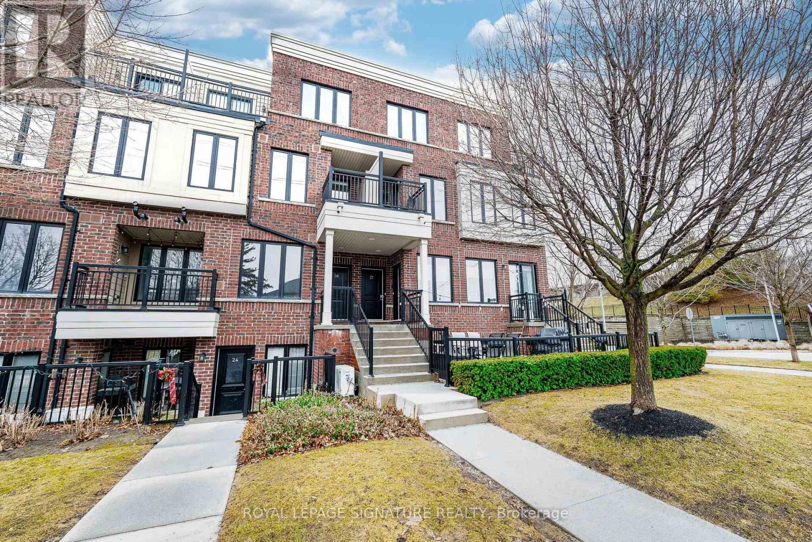 27 - 120 Twenty Fourth Street, Toronto (Long Branch), Ontario  M8V 0B9 - Photo 2 - W12875754