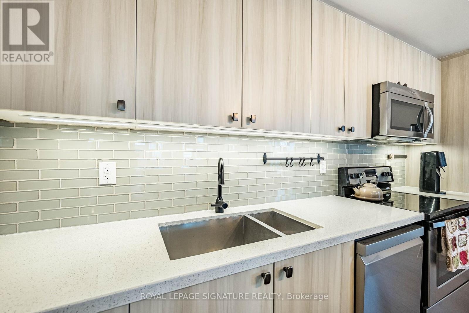 27 - 120 Twenty Fourth Street, Toronto (Long Branch), Ontario  M8V 0B9 - Photo 21 - W12875754