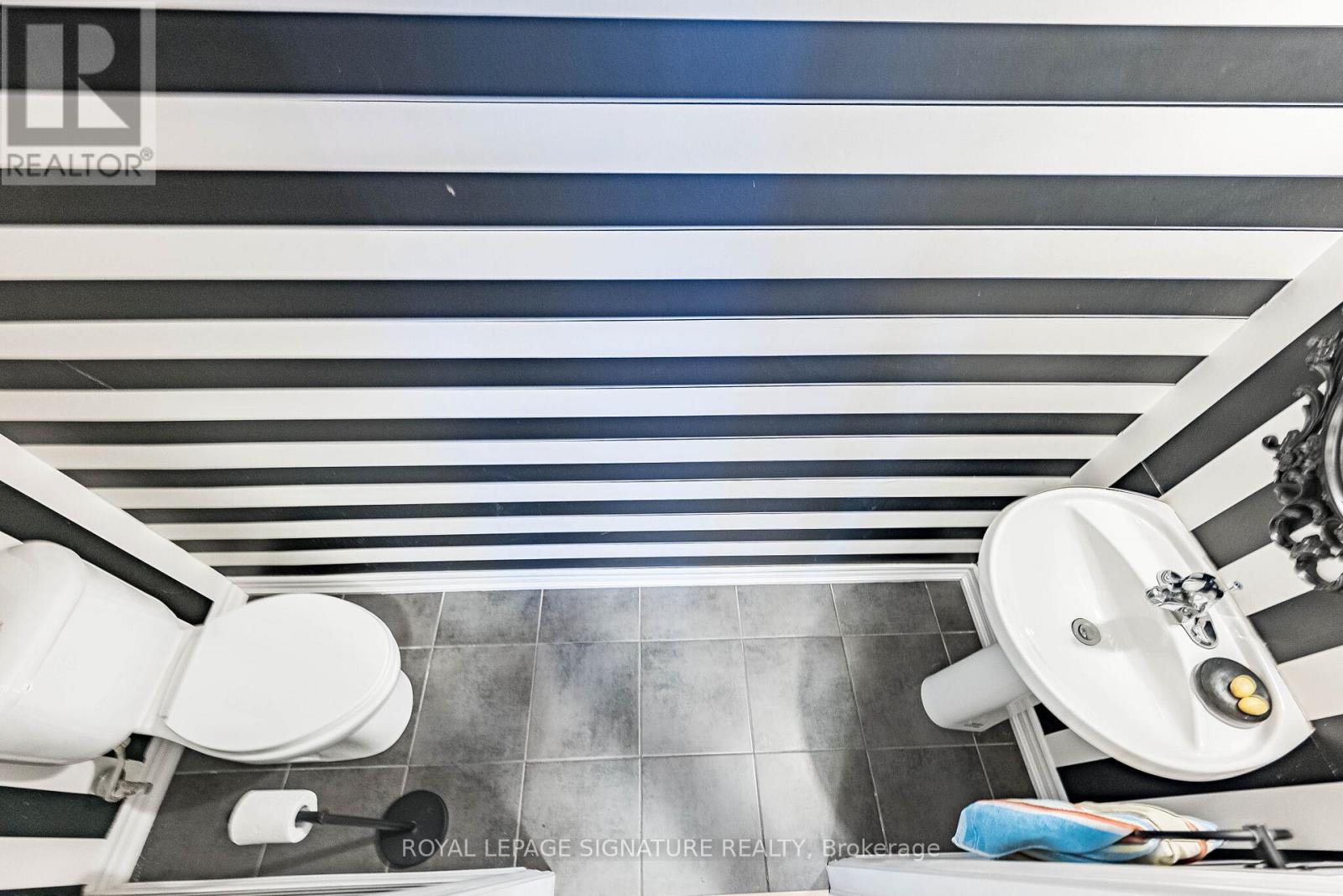 27 - 120 Twenty Fourth Street, Toronto (Long Branch), Ontario  M8V 0B9 - Photo 23 - W12875754