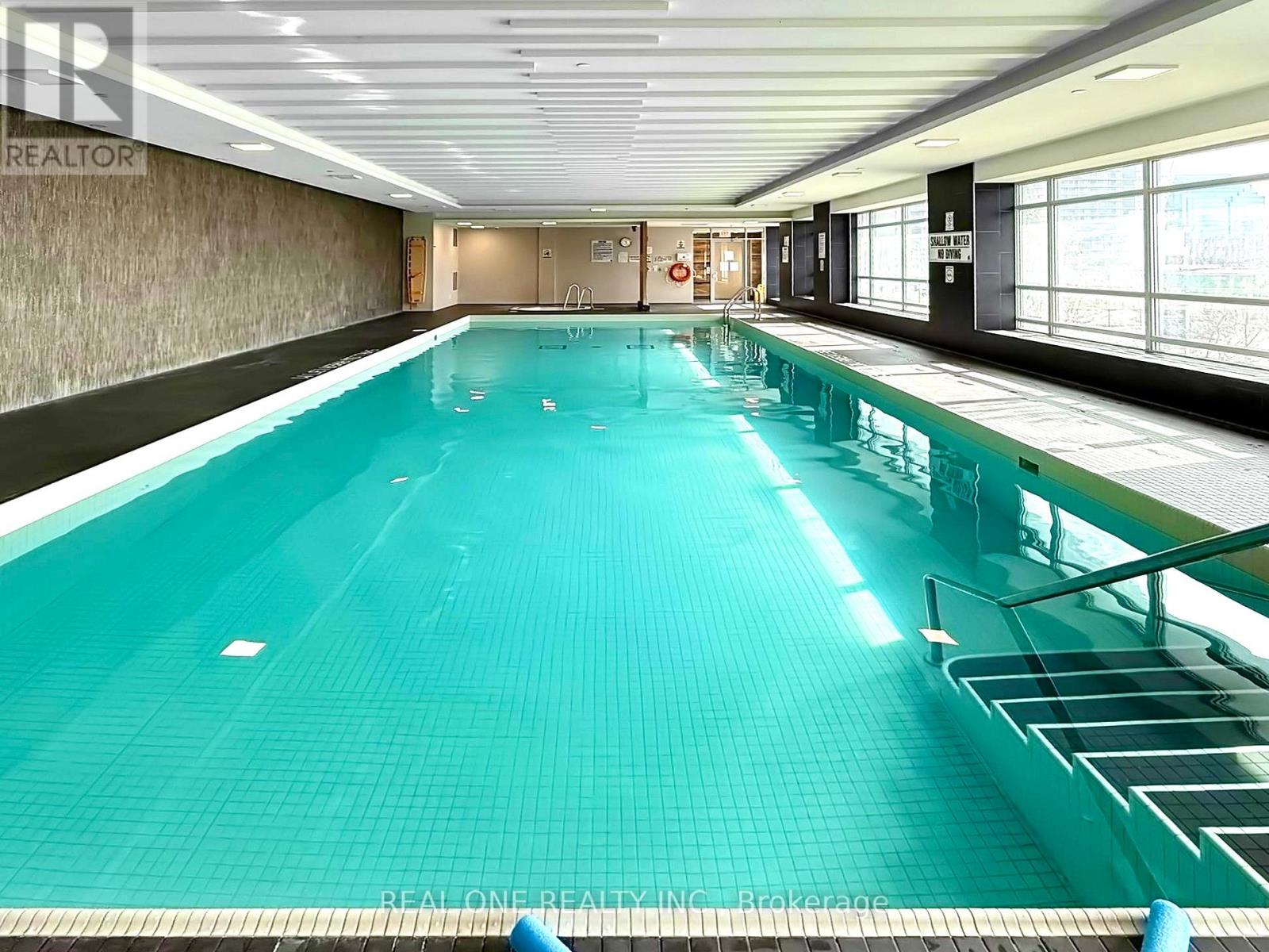 1910 - 30 Herons Hill Way, Toronto (Henry Farm), Ontario  M2J 0A7 - Photo 24 - C12872924