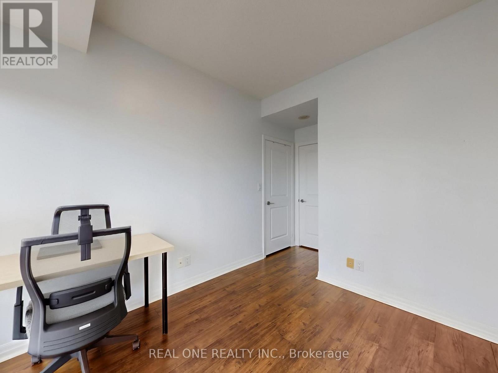 1910 - 30 Herons Hill Way, Toronto (Henry Farm), Ontario  M2J 0A7 - Photo 16 - C12872924