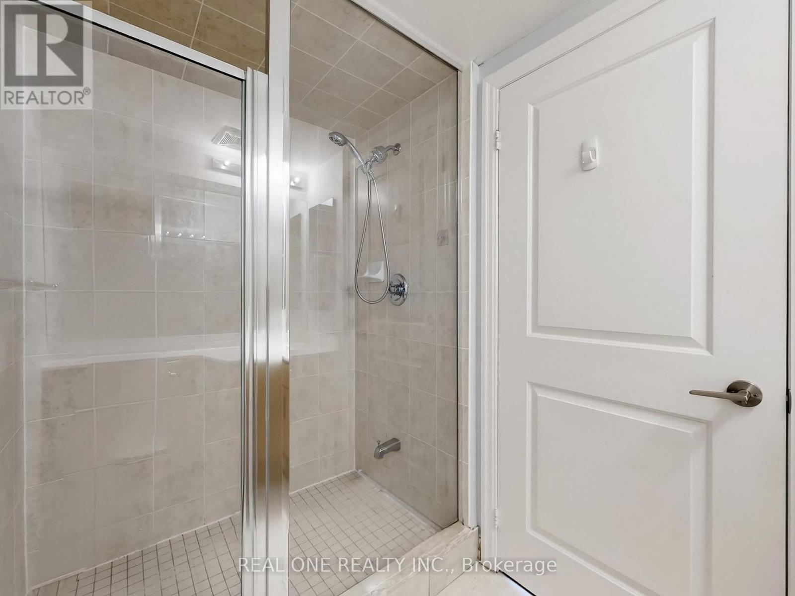 1910 - 30 Herons Hill Way, Toronto (Henry Farm), Ontario  M2J 0A7 - Photo 21 - C12872924
