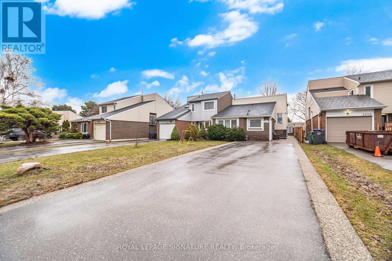 2498 Mainroyal Street S, Mississauga (Erin Mills), Ontario  L5L 1C9 - Photo 5 - W12854422