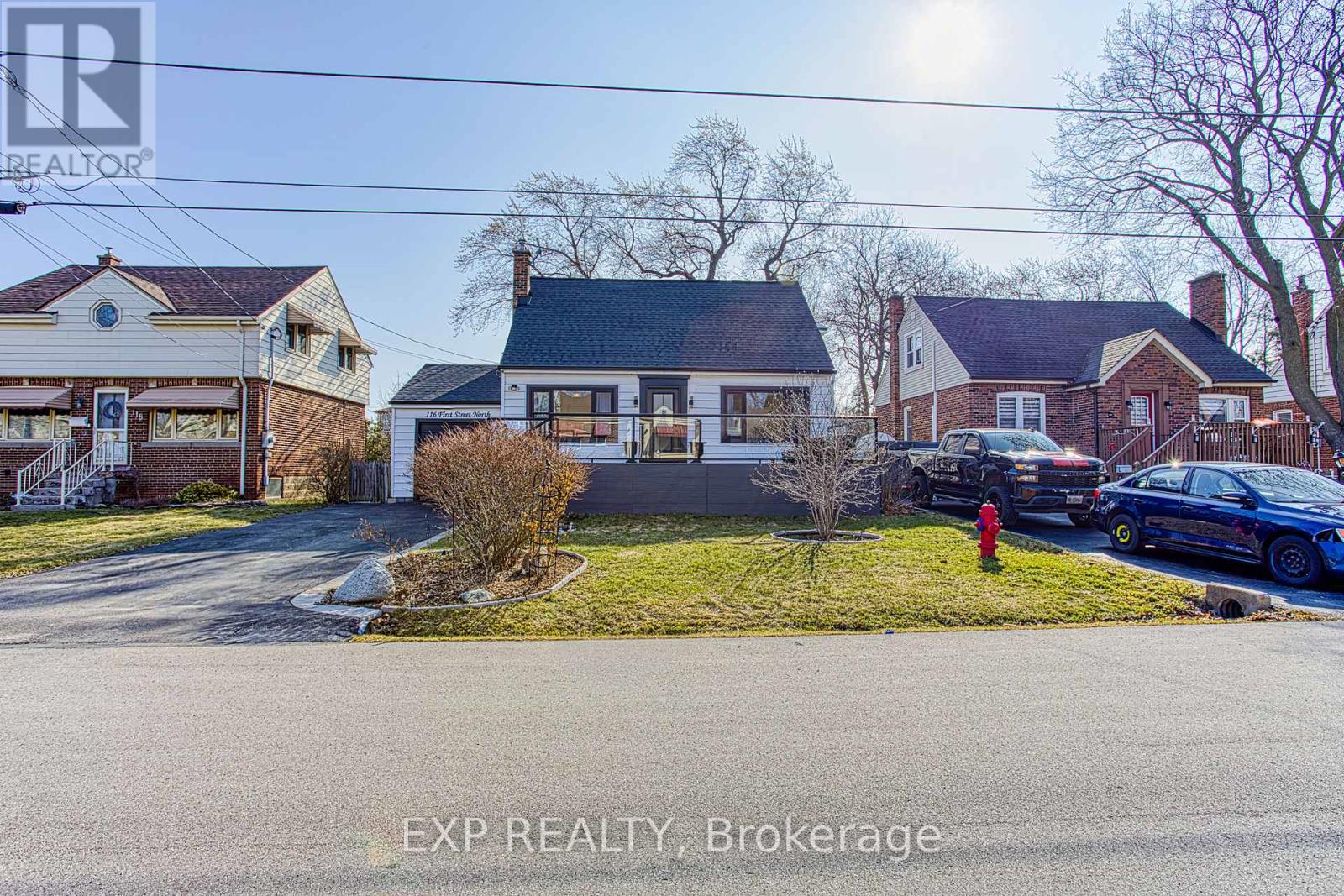 116 First Street N, Hamilton (Stoney Creek), Ontario  L8G 1Y4 - Photo 3 - X12875522
