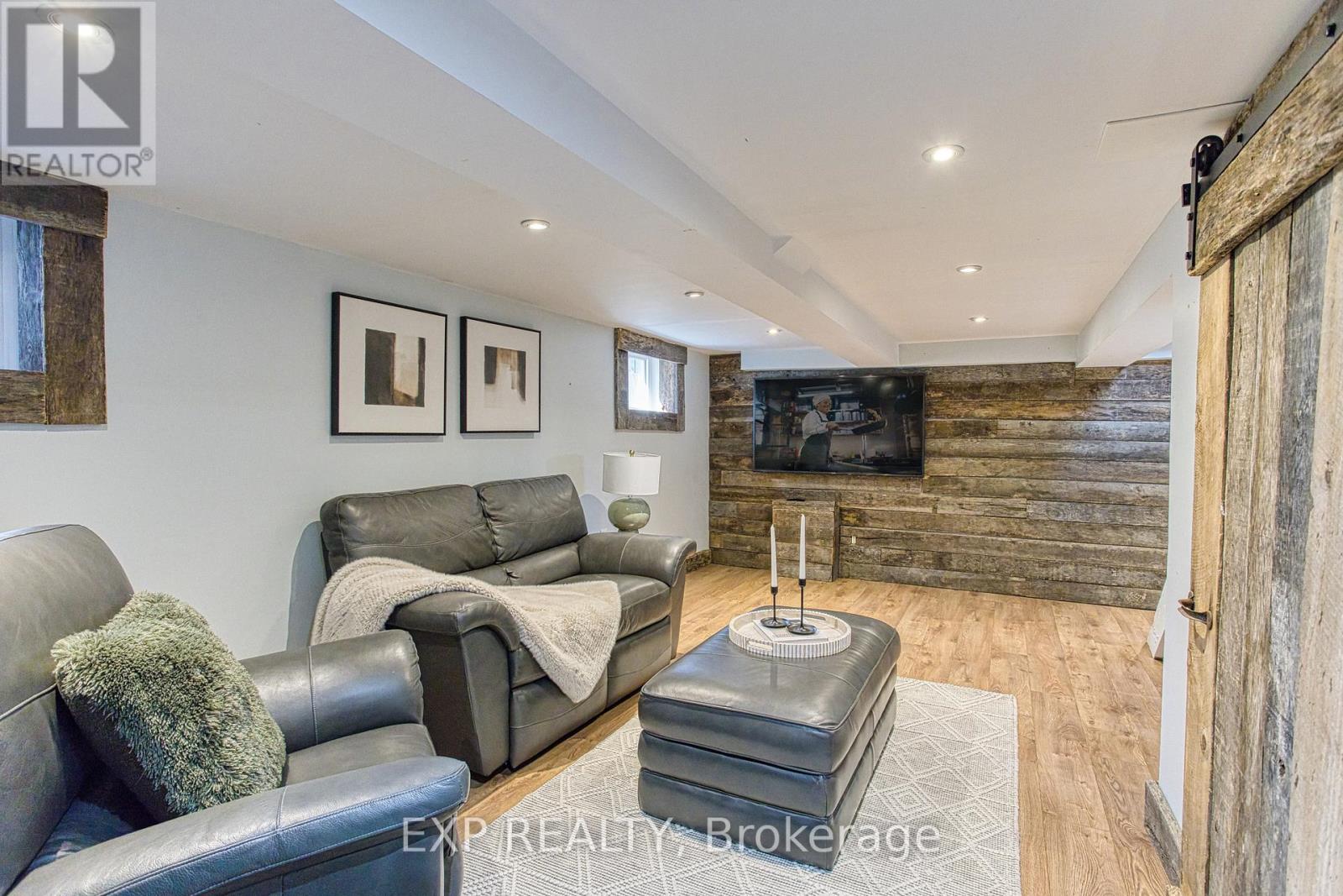 116 First Street N, Hamilton (Stoney Creek), Ontario  L8G 1Y4 - Photo 36 - X12875522