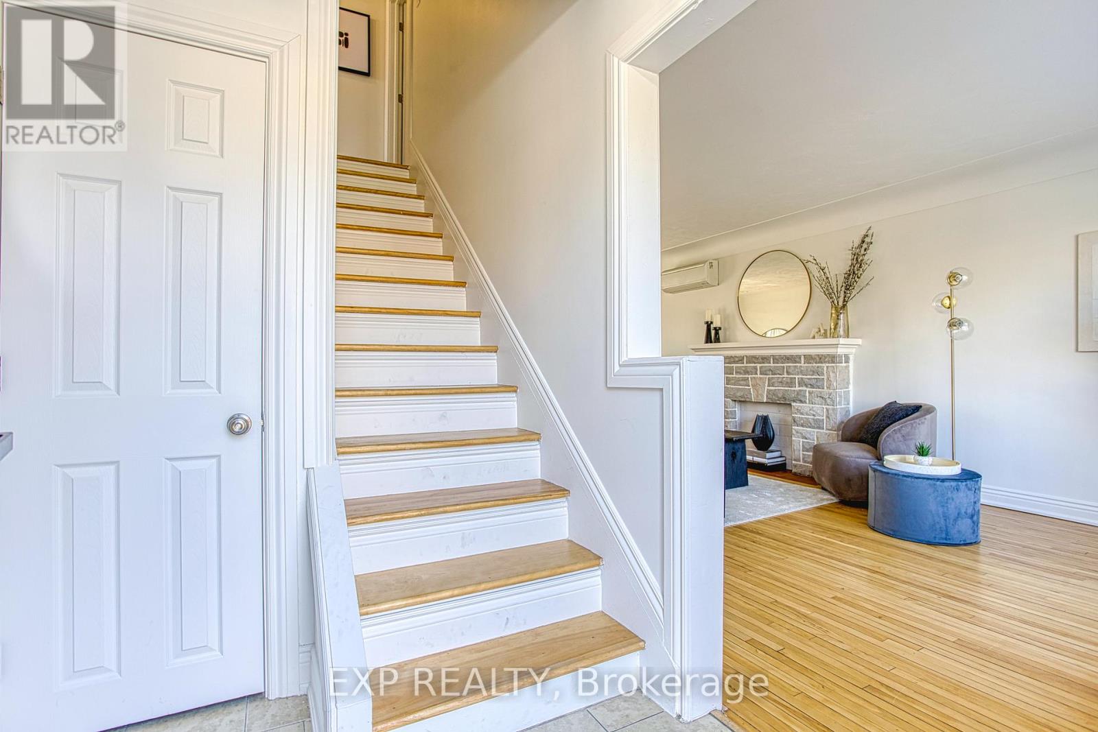 116 First Street N, Hamilton (Stoney Creek), Ontario  L8G 1Y4 - Photo 7 - X12875522