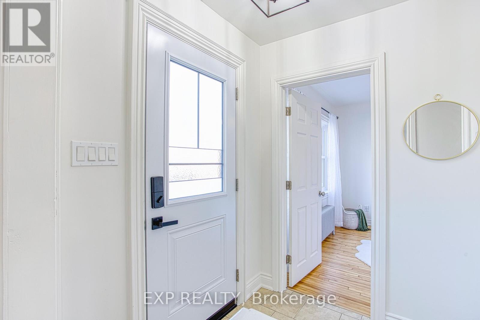 116 First Street N, Hamilton (Stoney Creek), Ontario  L8G 1Y4 - Photo 8 - X12875522