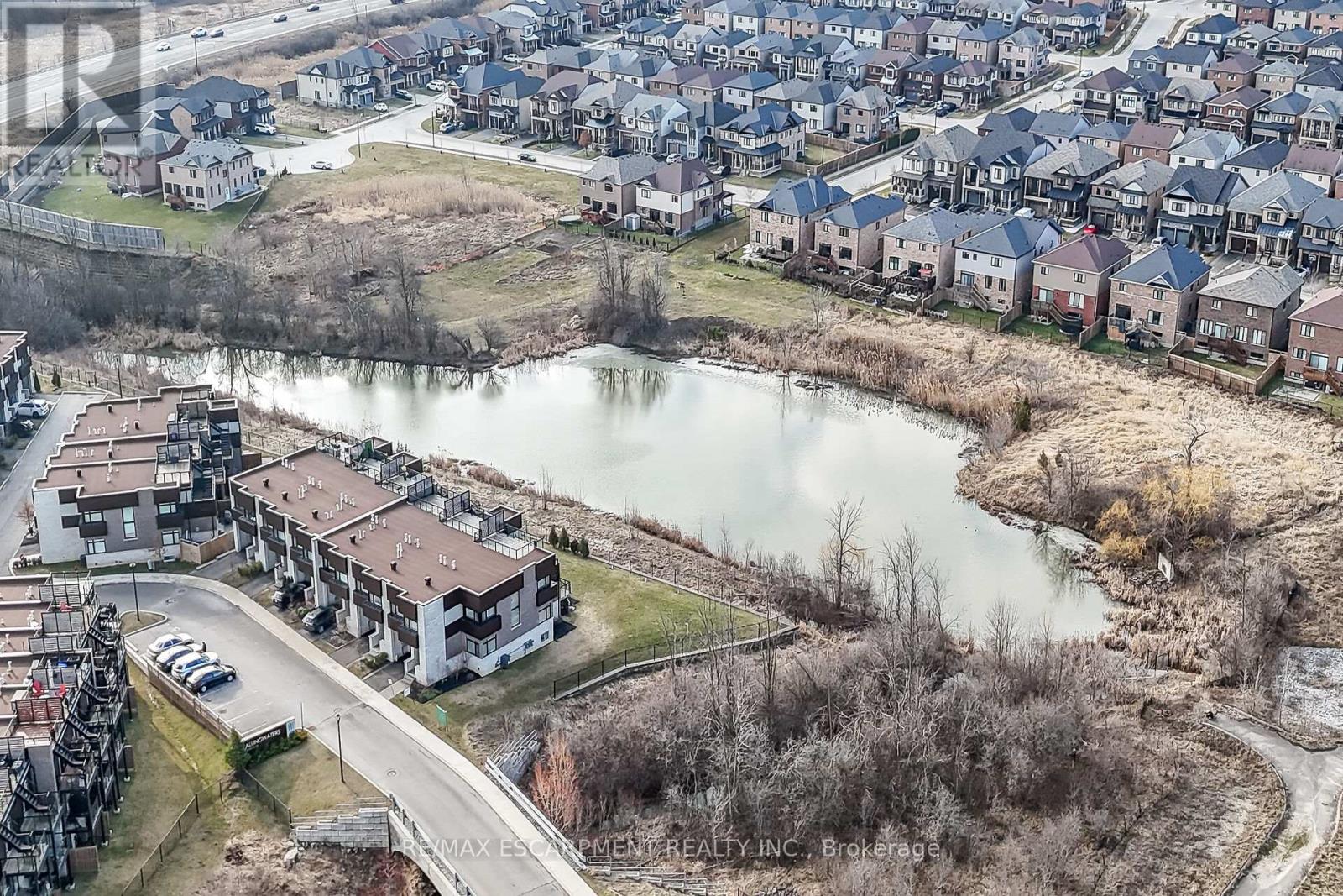 33 - 35 Midhurst Heights, Hamilton (Stoney Creek Mountain), Ontario  L8J 0K9 - Photo 50 - X12875590