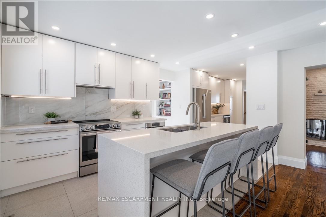 7 Glenmorris Drive, Hamilton (Dundas), Ontario  L9H 1S5 - Photo 19 - X12875628