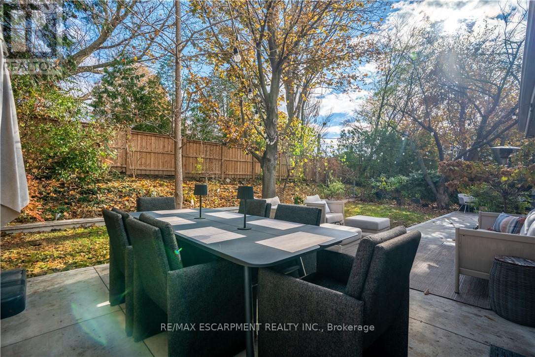 7 Glenmorris Drive, Hamilton (Dundas), Ontario  L9H 1S5 - Photo 39 - X12875628