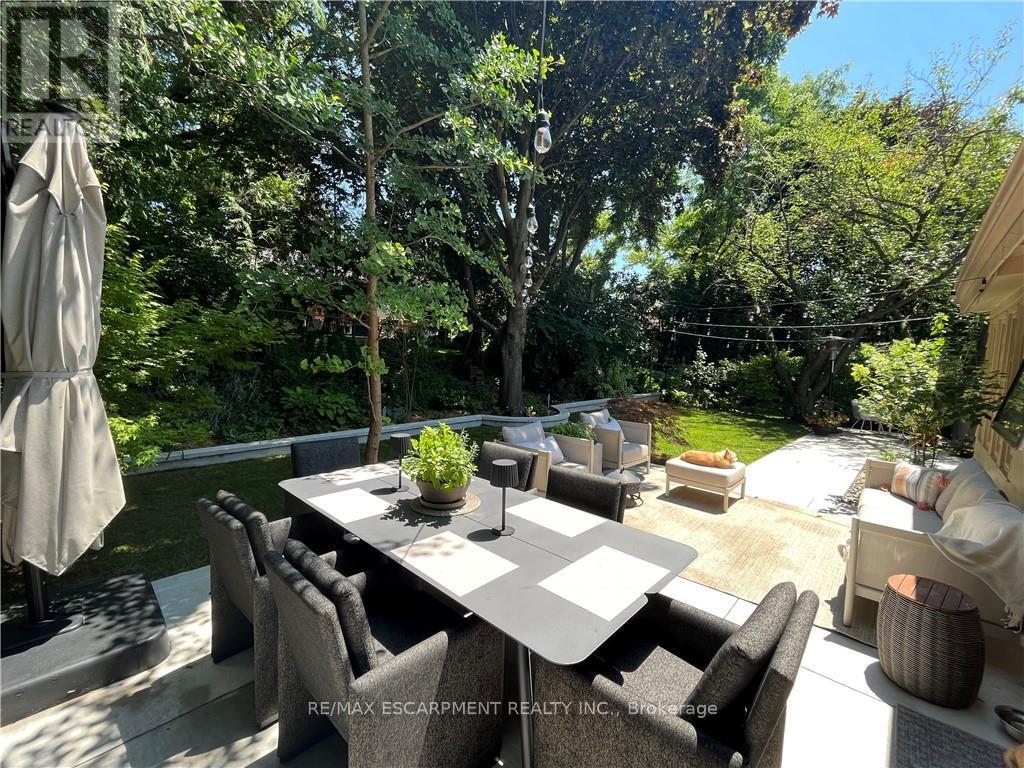 7 Glenmorris Drive, Hamilton (Dundas), Ontario  L9H 1S5 - Photo 47 - X12875628