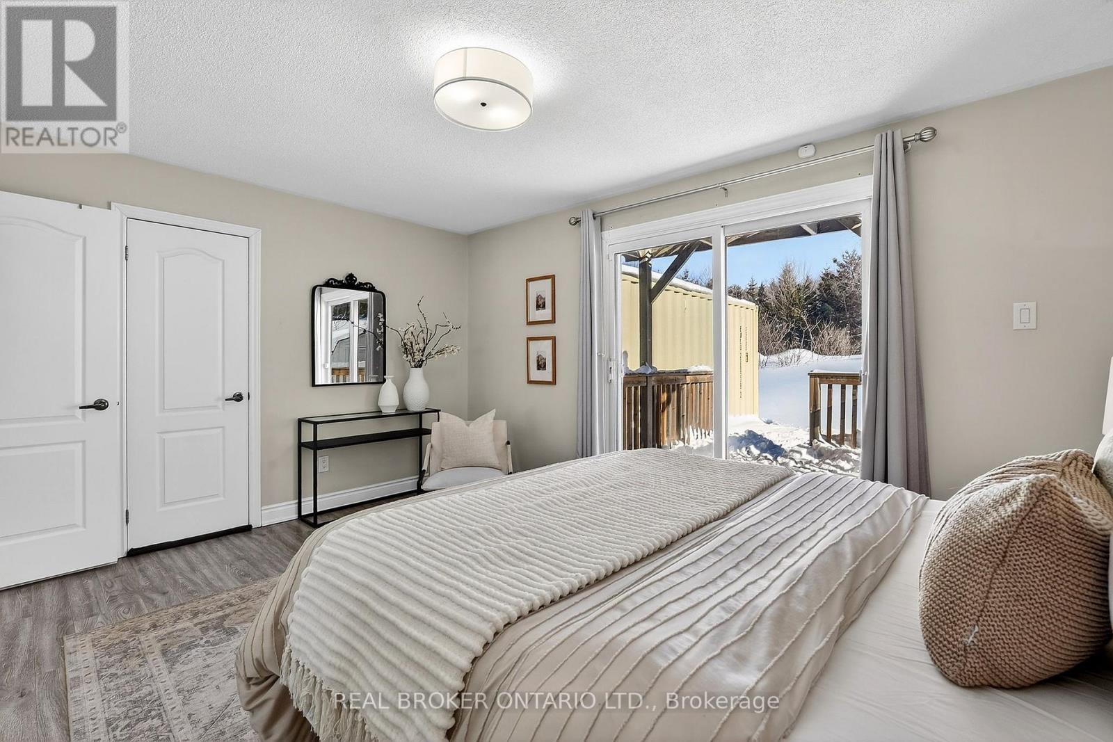 16 Old Carriage Road, East Garafraxa, Ontario  L9W 5A3 - Photo 25 - X12875668