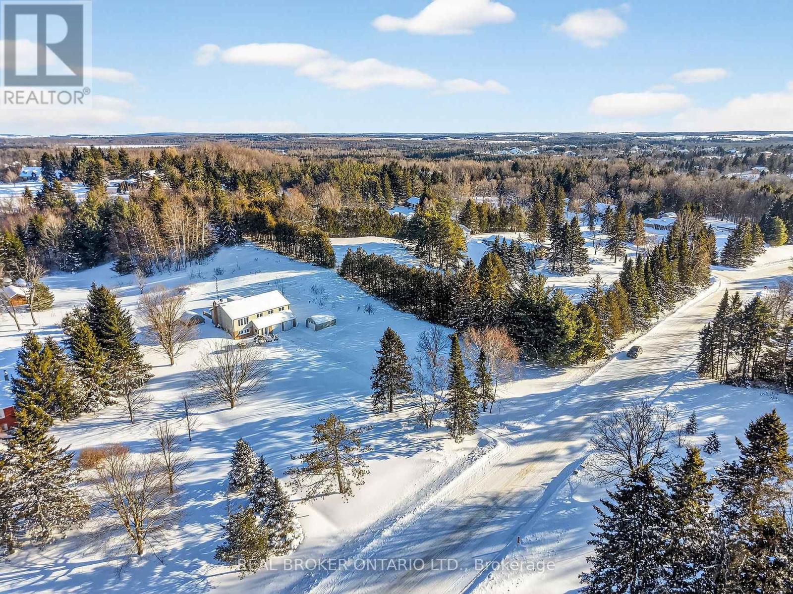 16 Old Carriage Road, East Garafraxa, Ontario  L9W 5A3 - Photo 42 - X12875668