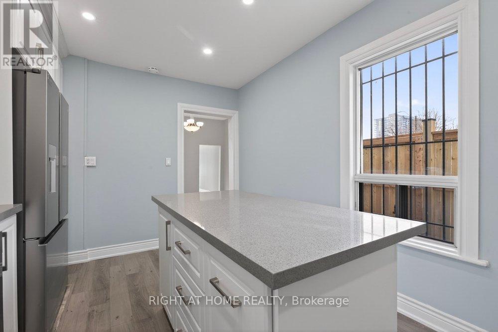 141 Ray Street N, Hamilton (Strathcona), Ontario  L8R 2Y3 - Photo 15 - X12875742