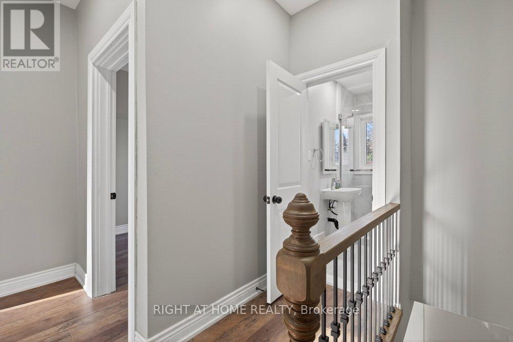 141 Ray Street N, Hamilton (Strathcona), Ontario  L8R 2Y3 - Photo 19 - X12875742