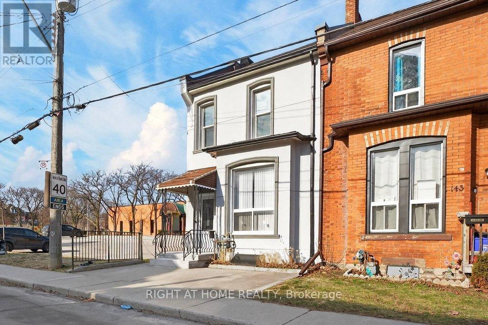 141 Ray Street N, Hamilton (Strathcona), Ontario  L8R 2Y3 - Photo 2 - X12875742