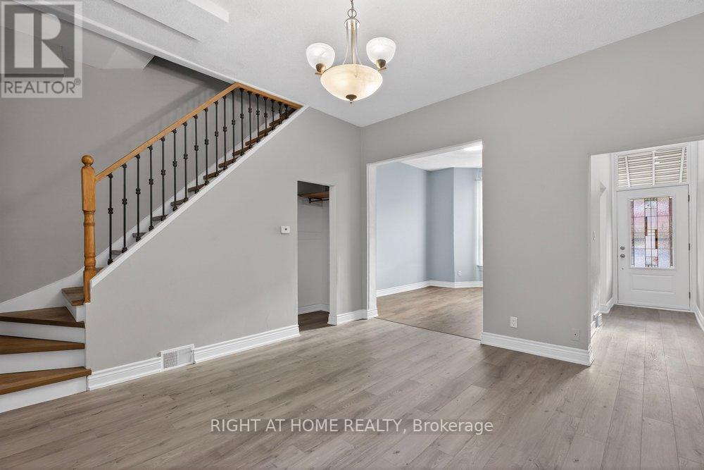 141 Ray Street N, Hamilton (Strathcona), Ontario  L8R 2Y3 - Photo 8 - X12875742